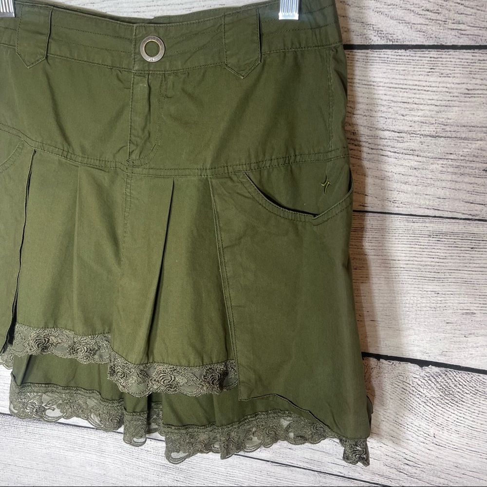 Hurley Khaki Hi-Lo Flap Pockets Pleated Mini Skirt Sz 3 - Picture 4 of 11